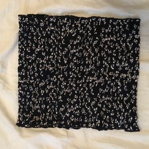 Bandy Melville Strapless Top